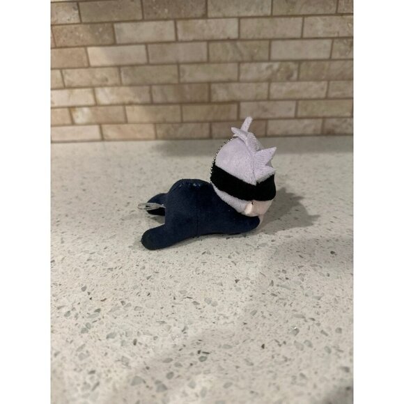 Satoru Gojo Jujutsu Kaisen Plush Key Chain HUG CHARA Sorcery Fight Jump Hugging - Picture 3 of 3